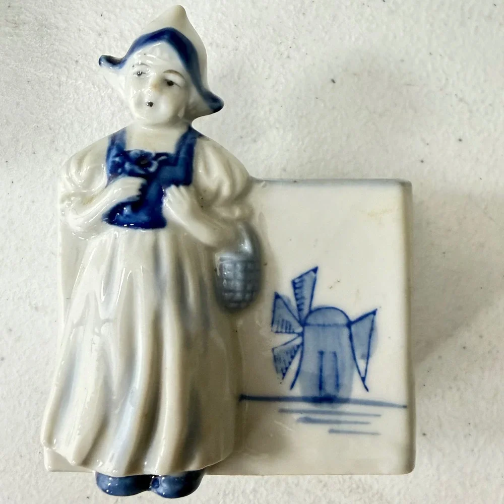 Antique Delft Boy/Girl Figurine Holders/Planters 1920s Blu/Wht Dutch Pair‎ Japan